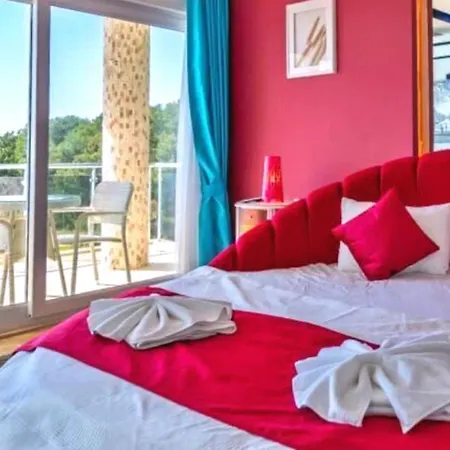Islamlar Village 3 Bedroom Vila *